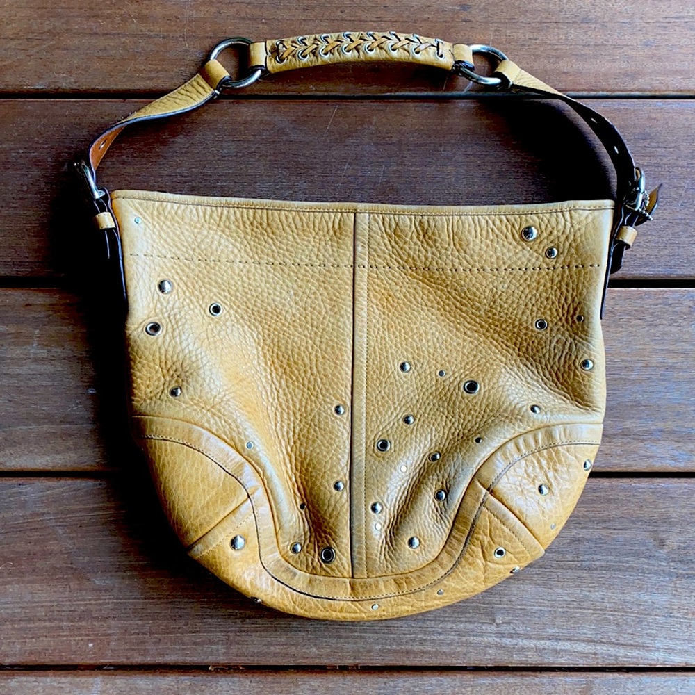 Vintage Coach leather shoulder bag